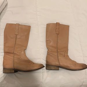 MIA Boots